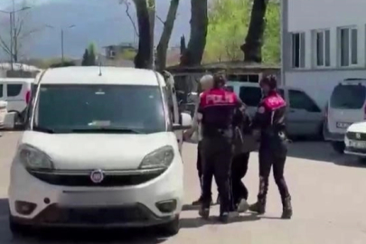 TikTok canlı yayını kanlı bitti: Genç kadın yüzünden bıçaklandı