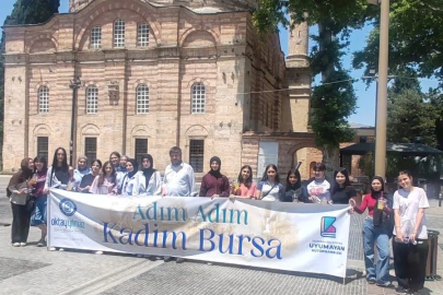 Bursa Yıldırım’da gençler tarihi yerinde keşfediyor